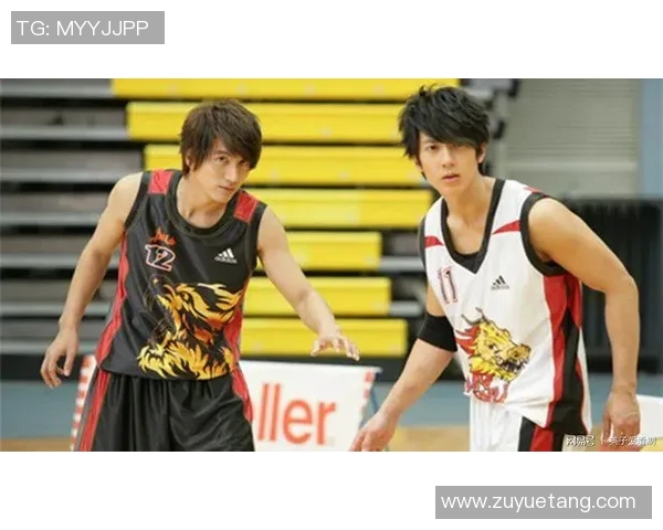 德布勒森与库克斯的精彩对决展现足球魅力与战术智慧的较量