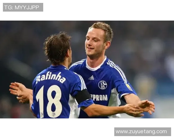 沙尔克04深陷保级泥潭，德甲降级危机愈发严重