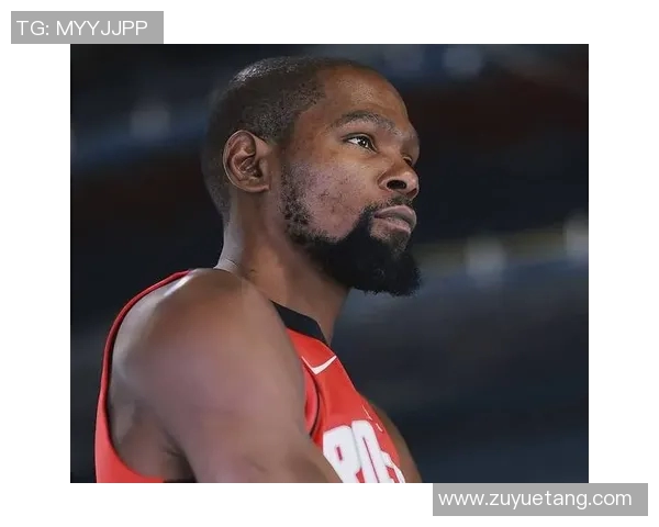 新闻报道：凯文·杜兰特荣膺NBA常规赛最有价值球员，再创历史记录